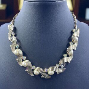 Vintage Gold Pearl Crystal Necklace Elegant Glam Statement Bridal Coquette LBD‎